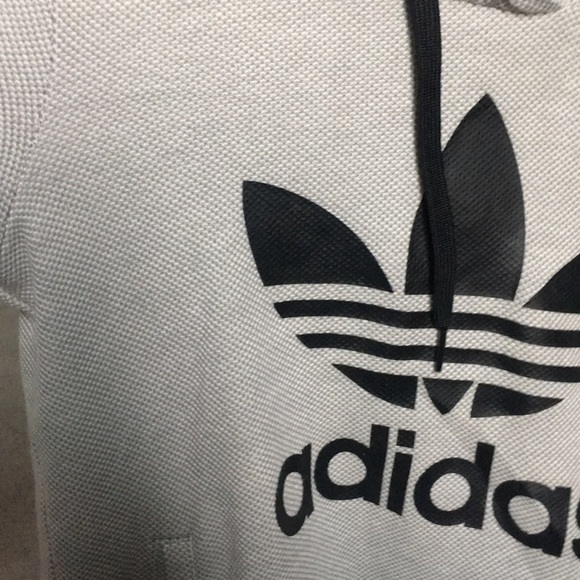 XS adidas sweatshirt - Picture 2 of 4